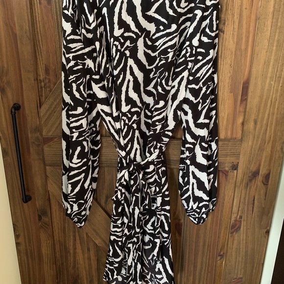 Belted high low blouse - Picture 2 of 2